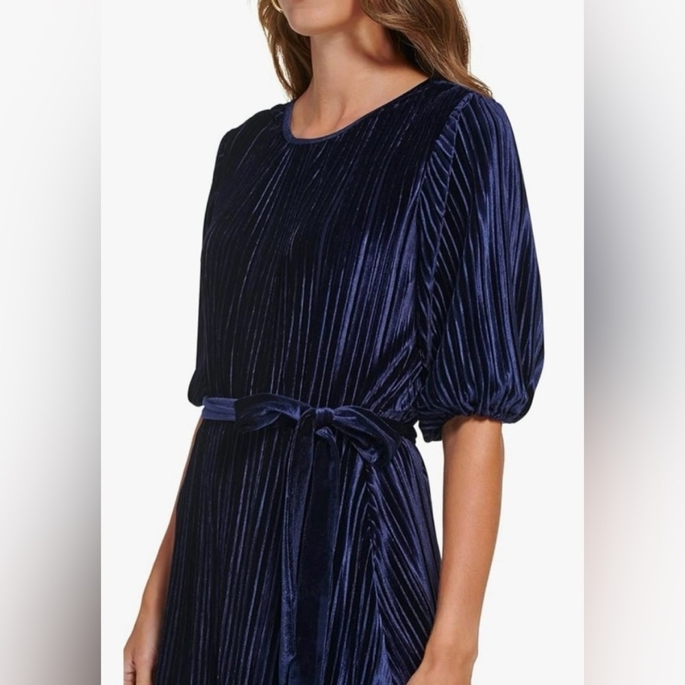 EUC DKNY‎ Midnight Blue Pleated Bubble Sleeve Dress, Size 8